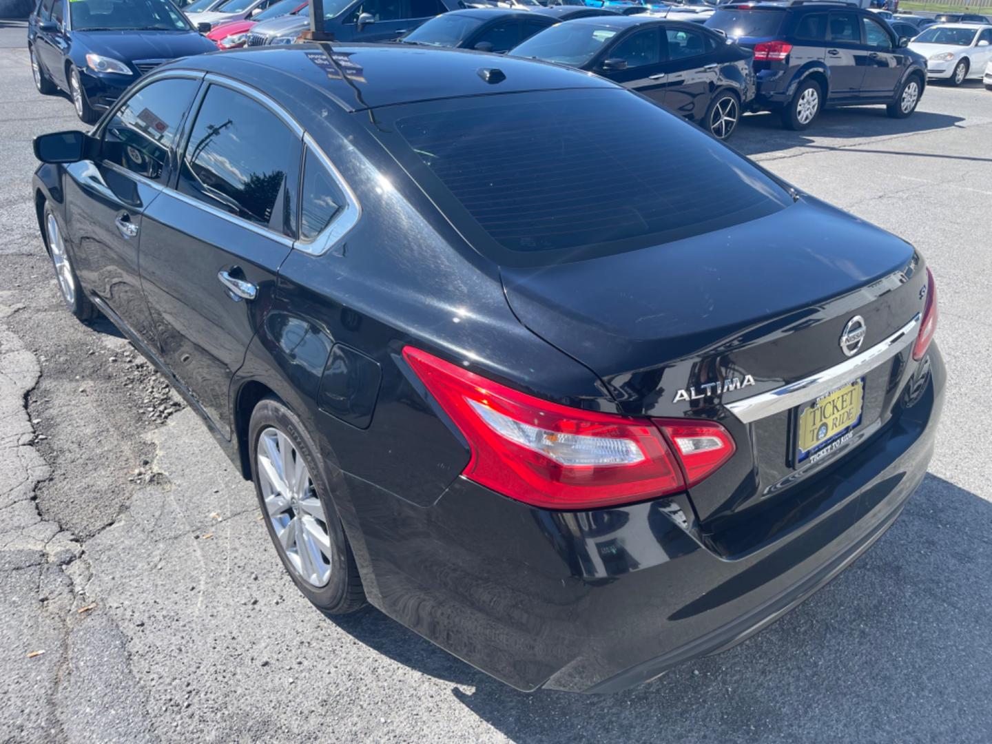 2017 BLACK Nissan Altima 2.5 S (1N4AL3AP8HC) with an 2.5L L4 DOHC 16V engine, CVT transmission, located at 1254 Manheim Pike, Lancaster, PA, 17601, (717) 393-9133, 40.062870, -76.323273 - Photo#6